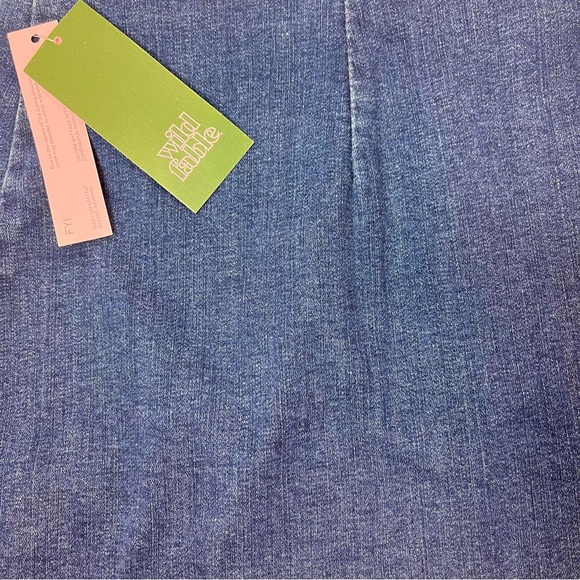 Wild Fable Dark Wash Notch Front Seamed Denim Mini Skirt NEW! - Picture 11 of 16
